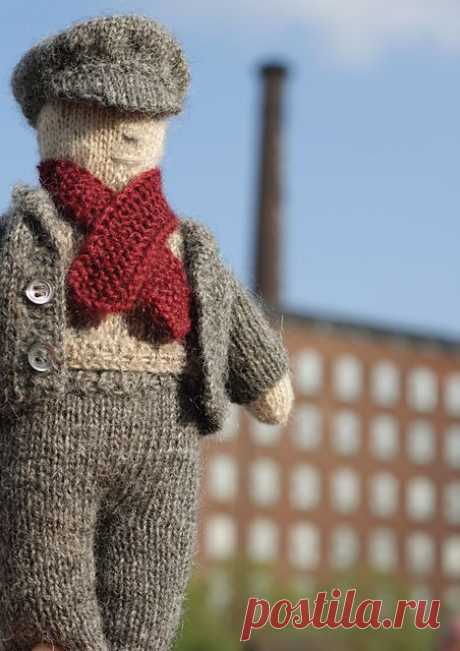 Little Fella pattern by Ella Austin