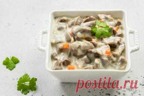 10 вкуснейших рецептов куриных желудков в сметане - Будет вкусно - 23 января - 43632481861 - Медиаплатформа МирТесен Фото: Irina, AdobeStock Куриные желудки могут быть немного жестковатыми, поэтому лучше сразу готовить их в соусе. Например, отличный вариант – куриные желудки в сметане, рецептами которых мы и хотим поделиться с тобой сегодня. На сковороде, в мультиварке или духовке, с разными добавками – выбирай! - 23 января - 43632481861 - Медиаплатформа МирТесен