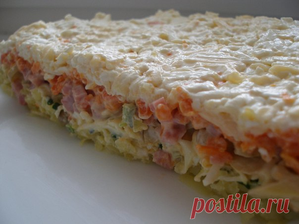 Слоеный салат с грибами
автор Наташа Имшенецкая

Приготовление:

Показать полностью…