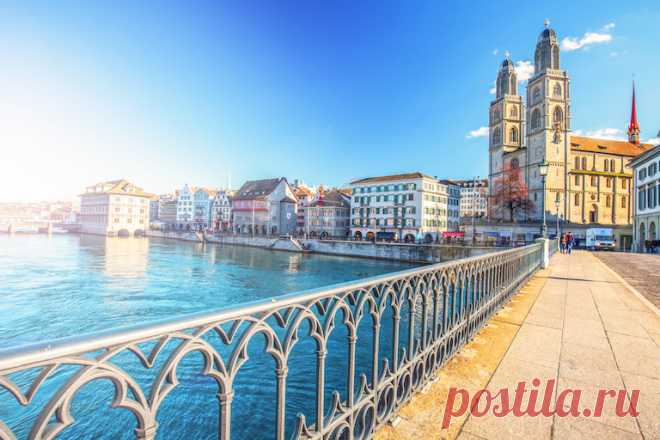 Три швейцарских города вошли в топ самых комфортных в мире - Русская Швейцария Второе место в ранг-листе занял Цюрих, 9-е — Женева, 10-е — Базель. Лидирует австрийская Вена. В топ-10 вошли также канадский Ванкувер (3-е место), немецкие Мюнхен (4-е), Дюссельдорф (6-е) и Франкфурт (7-е), новозеландский Окленд (5-е) и датский Копенгаген (8-е). Рейтинг Mercer предназначен для специалистов, которые намереваются отправиться на работу в другие страны. При его составлении оцениваю...