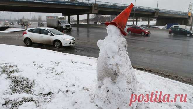 В Москве в понедельник будет облачно с прояснениями и до - 4°С. В Москве в понедельник ожидается облачная погода с прояснениями, местами небольшой снег, гололедица и до - 4°С, сообщается на сайте Гидрометцентра России. В дневное время в столице будет -2...-4°С. Ночью температура может ...