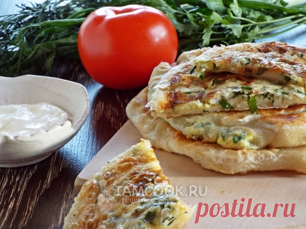 Плацинды с сыром, яйцом и зеленью — рецепт с фото Сытные лепешки с вкусной начинкой из яйца, сыра и зелени. Румяные и мягкие, с пылу с жару - покорят всю семью.