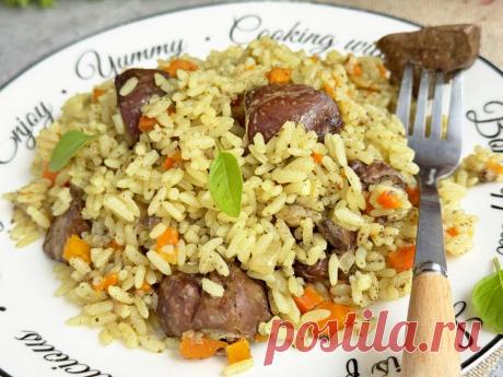 Куриная печень с рисом в мультиварке Куриная печень с рисом в мультиварке - это простое и вкусное блюдо, которое идеально подходит для семейного обеда или ужина. В процессе приготовления печень становится мягкой и нежной, а рис - рассыпчатым и ароматным.