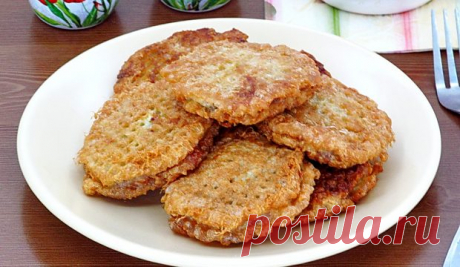 Бризоль в вафельном корже: какая же она сочная! Обжигающе горячая, с упоительным мясным соком