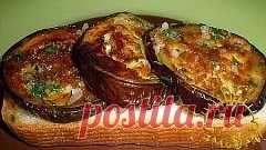 10 блюд из БАКЛАЖАН. Приготовьте обязательно хоть один! Они ВСЕ ВКУСНЫЕ по СВОЕМУ!
Приготовьте, это ОЧЕНЬ Вкусно!!!
1. Греческая мусака
_____________________________________________________ 
Приготовить мусаку можно с любой начинкой: мясной или овощной. 
Но неизменным составляющим этого блюда остается баклажан.
Ингредиенты: 
баклажаны – 500 г, фарш – 500 г, помидоры – 500 г, репчатый лук – 2 шт., твердый сыр – 200 г, молоко – 250 мл, сливочное масло – 30 г, мука – 20 г, растительное масло, соль