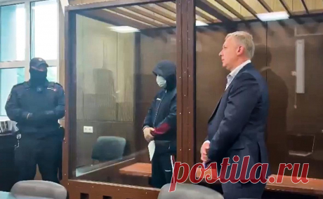 Мосгорсуд отказался освобождать полковника ФСБ из «Кремлевской прачки». Защита просила отпустить его под домашний арест, так как «система не может есть сама себя»