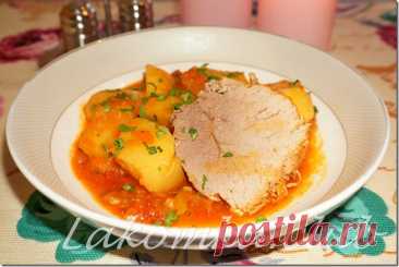 Тушеная говядина с картошкой и помидорами - lakomka.club