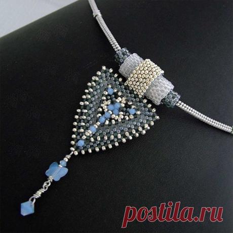 (72) google images narrow peyote bracelets | ... - Blue Gray - ClearlyChosen Swarovski Library &amp; Jewelry Making Info | peyote