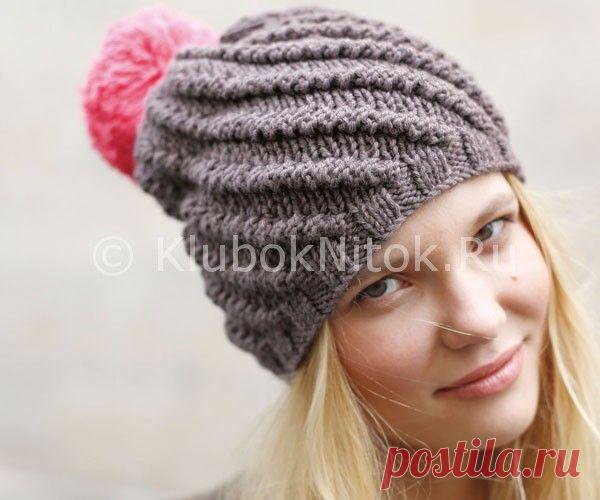 Шапочка диагональная с помпоном | Вязание для женщин | Вязание спицами и крючком. Схемы вязания.