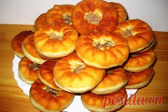 Потрясающий рецепт очень вкусных беляшей, приготовленных
в домашних условиях! Пальчики оближешь!
Рецепт смотри здесь...