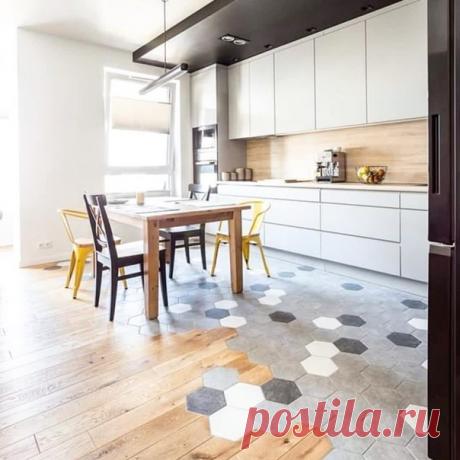 Плитка «пчелиные соты» в обустройстве пола — одно из украшений интерьера.