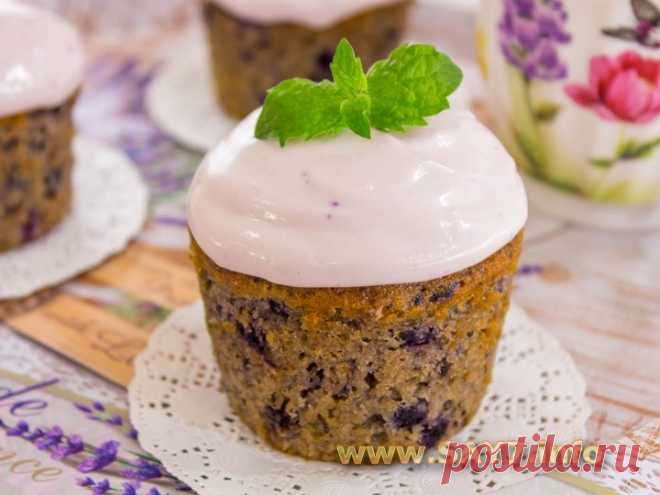Кексы с черникой и лавандой