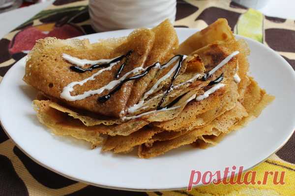 Необычный рецепт вкусных блинчиков без молока и яиц на основе растворимого кофе.
Понадобиться для двух порций:
Кофе растворимый 300 гр.
Мука пшеничная 150 гр.
Сахар-песок 3 ст. ложки
Сода пищевая ½ ч. ложки
Соль ½ ч. ложки
Масло растительное 6 ст. ложки