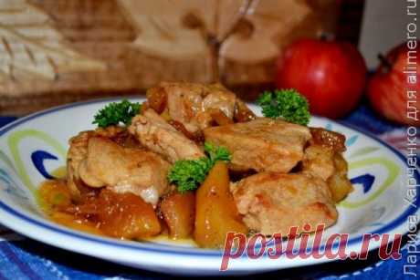 Свинина с яблоками в имбирно-медовом соусе