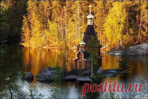 Это   просто   красиво!!!!!    Храм   Андрея   Первозванного   на   Вуоксе,   Россия.
Иван Сычевский

Это   просто   красиво!!!!!    Храм   Андрея   Первозванного   на   Вуоксе,   Россия.