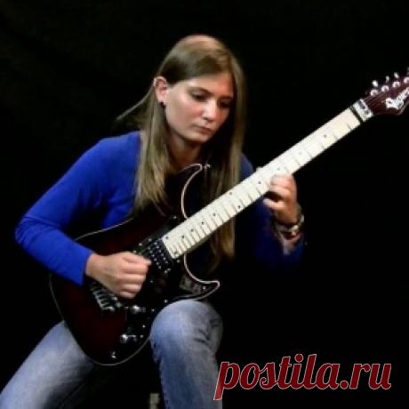 "Лунная соната" Людвига ван Бетховена в исполнении юной гитаристки - МирТесен