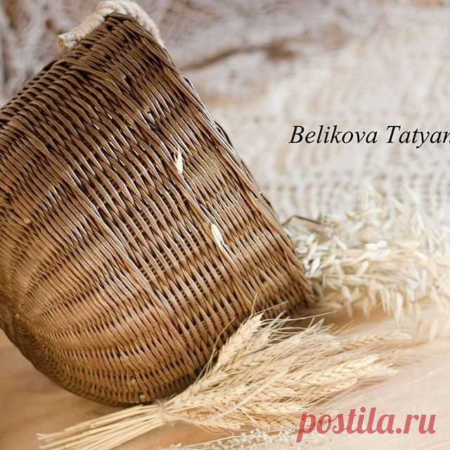 И бочком покажу пышнобедрую) #wickerbasket #wicker #корзины #плетение #ручнаяработа #hendmade #ilovehendmade #плетеныекорзины #пасхальныйдекор #пасхальныекорзины #пасха