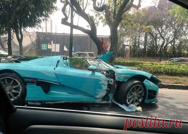 В Мексике разбили уникальный суперкар Koenigsegg CCXR . Тут забавно !!!