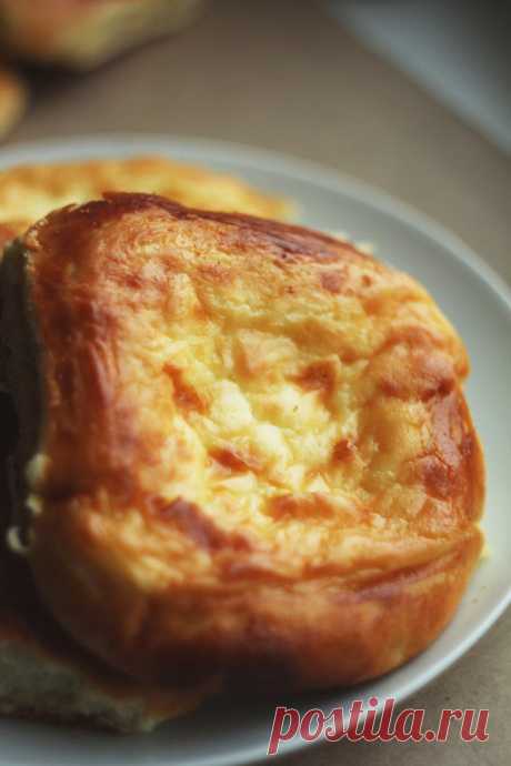 Нежные, пышные, воздушные… ватрушки с творогом — Bon Appetit