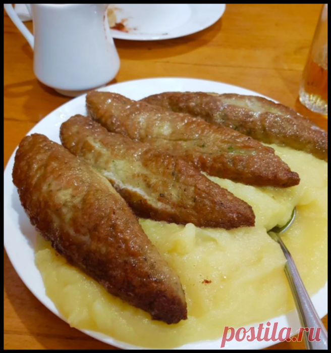 Абхазуры и царские котлеты из Гори. Всем котлетам котлеты! Два рецепта вкуснейших грузинских котлет, язык проглотишь. В Грузии есть множество рецептов приготовления котлет. Как правило, на Кавказе котлетами называют любое мясное блюдо, приготовленное большими кусками. Но в Грузии все по-другому. Котлеты здесь – это блюдо из рубленного мяса, причем в фарш добавляют много зелени и специй. А также обязательно готовят соусы к котлетам, которые можно подавать отдельно или добавлять в тарелку с котл…