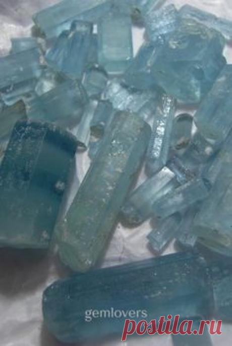 ГОЛУБОЙ АКВАМАРИН