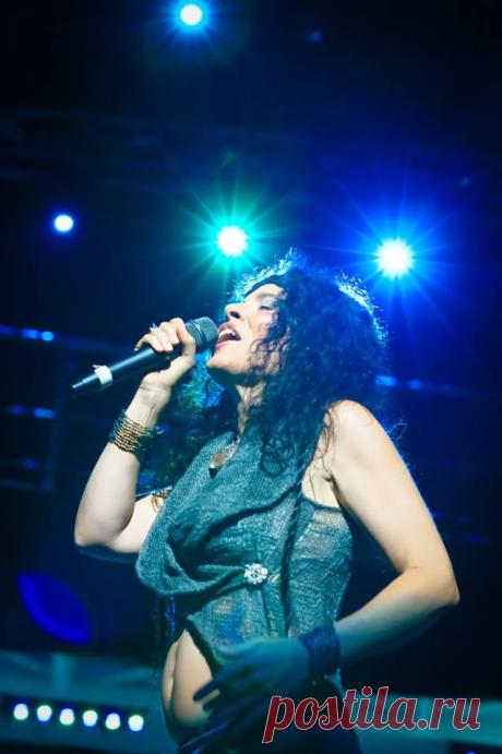 «Я хочу петь, чтобы исцелять». Интервью с великолепной Перукуа | Все об Осознанной Красоте