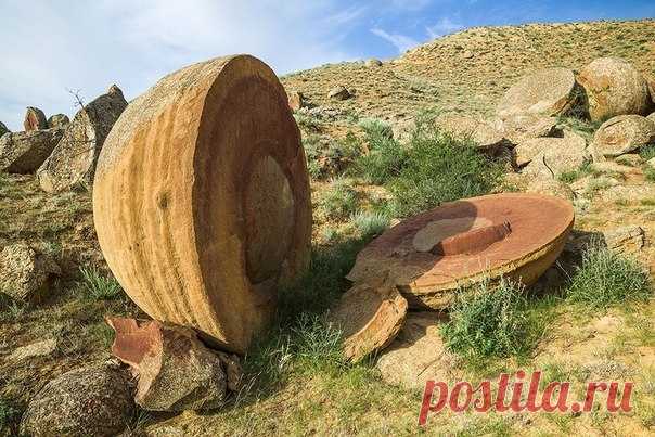 Загадочная долина шаров в Казахстане - Путешествуем вместе