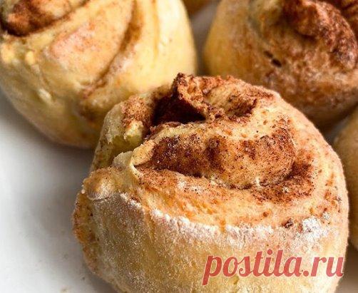 очень вкусные легкие творожные булочки с корицей 🤤 готовить ну совсем просто и быстро 
всем рекомендую приготовить .
⠀