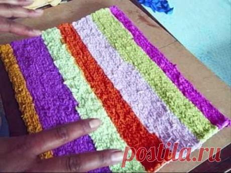21. DIY ALFOMBRA (RECICLAJE DE ROPA)