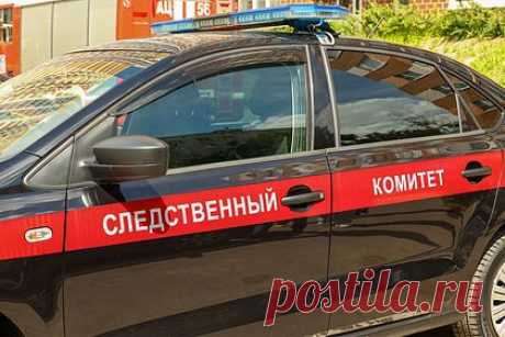В российском регионе мужчина изнасиловал незнакомку и попал под следствие. В Самарской области задержали 28-летнего мужчину, изнасиловавшего 27-летнюю незнакомку. Ночью 7 июня фигурант напал на потерпевшую около заведения города Ершова. Он надругался над женщиной. Та стразу же обратилась в полицию. Вскоре подозреваемого поймали. Сейчас решается вопрос об его аресте.
