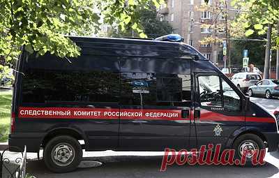 В СК подтвердили, что причиной пожара в больнице Ярославля стало замыкание. По данным ведомства, в одной из палат учреждения использовали кипятильник, который заискрился и упал на матрас пациента, из-за чего произошло возгорание