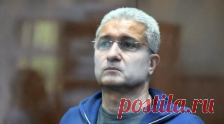 Особняк в Чистом переулке в Москве арестован по делу Тимура Иванова. Помещения особняка в Чистом переулке в центре Москвы арестованы по делу бывшего замминистра обороны Тимура Иванова, обвиняемого во взяточничестве. Читать далее
