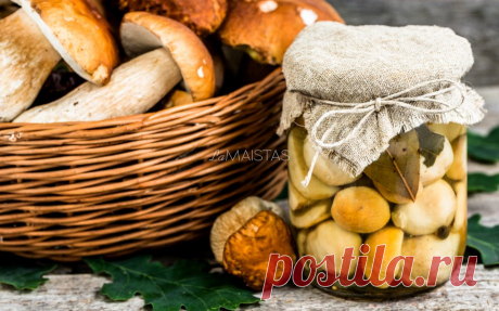 Marinuoti grybai Labai skanūs saldžiarūgščiai marinuotų grybų receptas. Šį marinatą naudoju patiems įvairiausiems grybams ir jis visada pasiteisina, giria ir šeima, ir pažįstami, kas paragauja. Taip marinuoti grybai labai tinka ir į sriubą, ir kaip garnyras ar ant duonytės sumuštinukui. Jeigu
