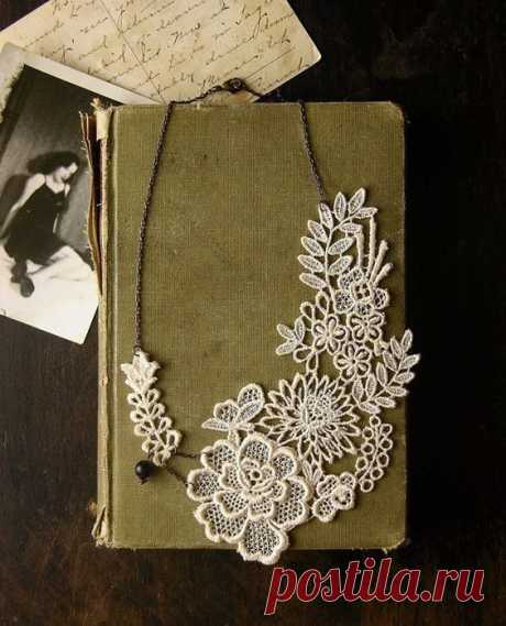 lace necklace - LUCIA