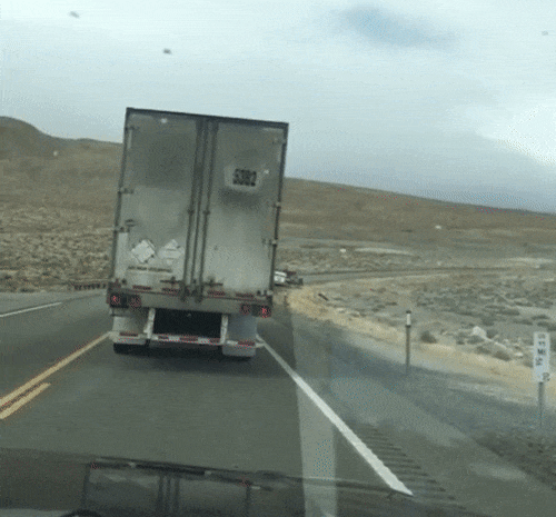 Природа постоянно демонстрирует нам свою мощь, доказывая нашу неспособность подчинить ее себе. Вот 20+ примеров