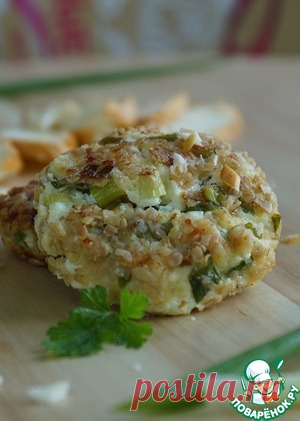 Сырники с зеленым луком и копченым сыром - кулинарный рецепт