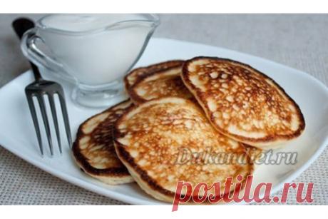 Блинчики-оладьи без отрубей

= Описание

1 яйцо,
1,5 ст. л. кукурузного крахмала,
3-4 ст. л. обезжиренного творога,
молоко,
1 ч. л. оливкового масла,
0,5 ч. л. разрыхлителя,
подсластитель или соль.