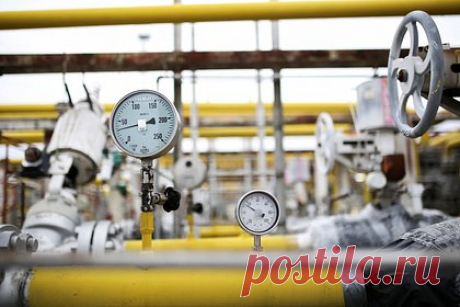 Европа закончила отопительный сезон с рекордными запасами газа. Евросоюз (ЕС) закончил отопительный сезон 2022-2023 годов с рекордными запасами газа в подземных хранилищах (ПХГ) — 60,4 миллиарда кубометров. Уровень заполненности ПХГ на 1 апреля составил 55,6 процента. Объем вдвое превышает прошлогодний показатель и на 2 процента — предыдущий максимум, зафиксированный в 2020 году.