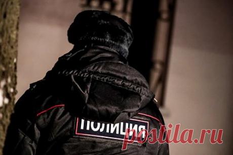 Четырех россиян лишат гражданства и выдворят из страны за преступления. В четырех регионах России вынесли первые решения о лишении гражданства за совершенные преступления. Об этом сообщили в пресс-центре МВД России. Это произошло в Москве, Московской области, Санкт-Петербурге и Тверской области. После отбытия наказания фигурантов выдворят из страны.