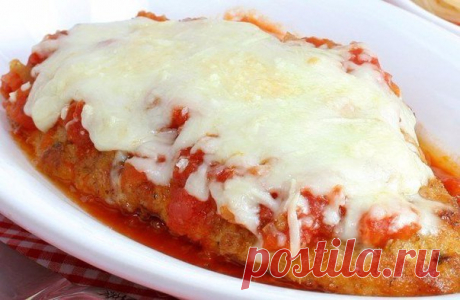 Куриная грудка, запеченная с сыром в томатном соке