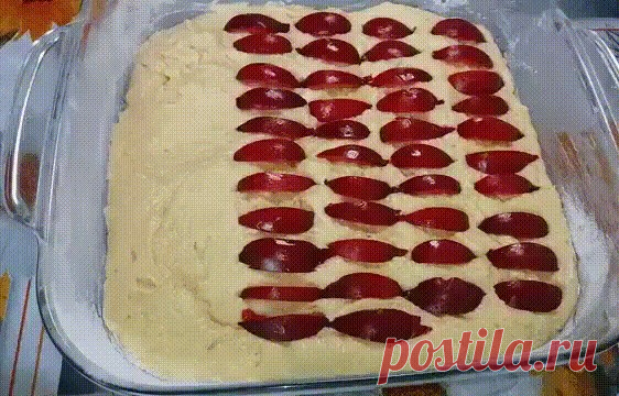 Необыкновенный, вкуснейший пирог с ароматной, хрустящей корочкой. Необыкновенный, вкуснейший пирог с ароматной, хрустящей корочкой. Тесто легкое и воздушное, с ним очень удобно работать. Пирог не теряет своей пышности и на следующий день.