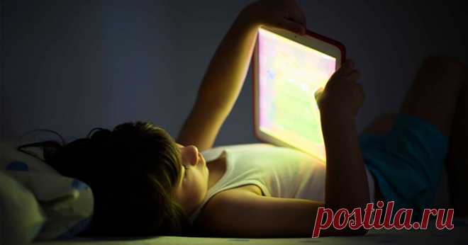 Доктор Николас Кардарас: дети и смартфоны. все хуже, чем нам кажется
Доктор Николас Кардарас — исполнительный директор The Dunes East Hampton, одного из крупнейших центров реабилитации США и бывший клинический профессор Stony Brook Medicine, написал книгу «Светящиеся дети: как зависимость от экранов похищает наших детей — и как преодолеть транс». Это «цифровой героин»: как экраны превращают детей...
Читай дальше на сайте. Жми подробнее ➡