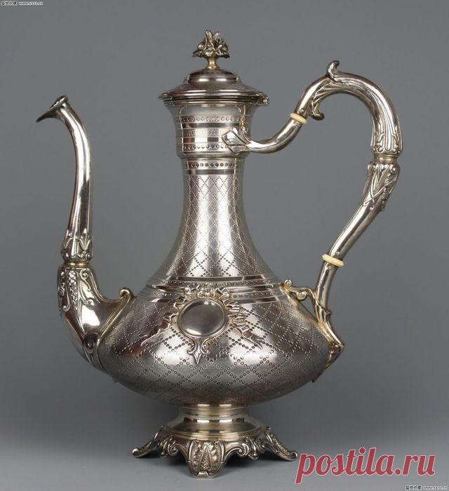 АНТИКВАРНАЯ ЛАВКА. СЕРЕБРЯНЫЕ КОФЕЙНИКИ..