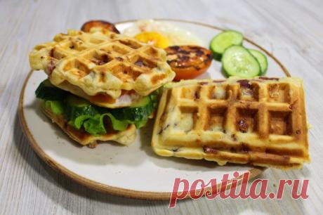 ВКУСНЕЙШИЕ несладкие ВАФЛИ с колбасками и сыром. Отличный завтрак на День святого Валентина! — Кулинарная книга - рецепты с фото