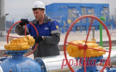 FT узнала о поиске ЕС способа разорвать газовые контракты с Россией. Еврокомиссия изучает, могут ли европейские компании объявить форс-мажор, чтобы не платить штрафы российским поставщикам. ЕС рассчитывает к 2027 году отказаться от энергоносителей из России