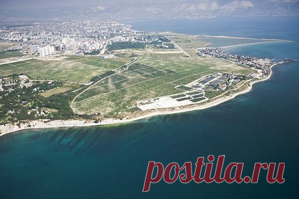 Угрозу атаки безэкипажных катеров объявили в российском городе