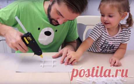 Как сделать домик из ватных палочек? Поделка в детский сад | dadknowhow. С папой интересно | Яндекс Дзен