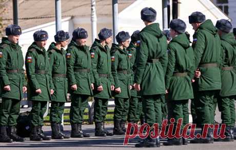 Воссоздание военных округов и пожизненный срок актеру Канахину. Главные события 26 февраля