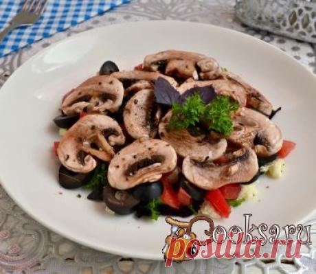 Салат из сырых шампиньонов с брынзой, помидорами и базиликом фото рецепт приготовления