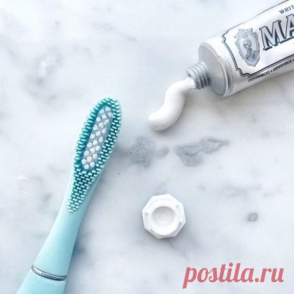 FOREO Russia в Instagram: «А вы все еще выбираете обычную щетку? 😱Сейчас технологии шагнули далеко вперед и чистка зубов стала настоящим удовольствием. Теперь не…» 1,058 отметок «Нравится», 271 комментариев — FOREO Russia (@foreo_ru) в Instagram: «А вы все еще выбираете обычную щетку? 😱Сейчас технологии шагнули далеко вперед и чистка зубов стала…»